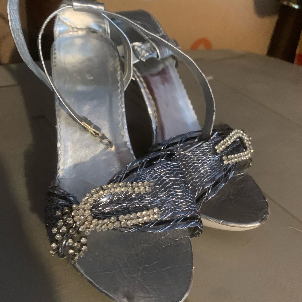 Guess silver heels - Picture 2 of 2